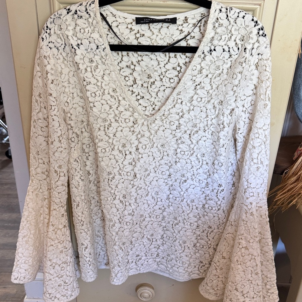 Zara Cream Floral Lace V-Neck Bell Sleeve Top